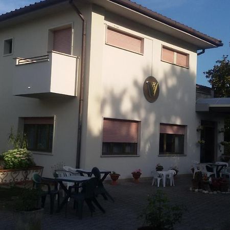 Hotel Le Vigne Contigliano Eksteriør billede